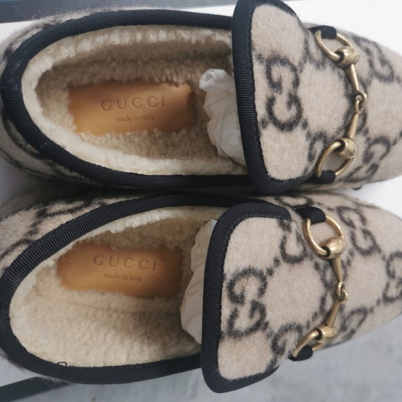 💯% Authentic Gucci shoes Size 34 Fit 35.5 - Picture 9 of 10